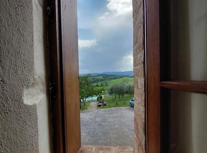 Bed and breakfast Casale Virgili 4*