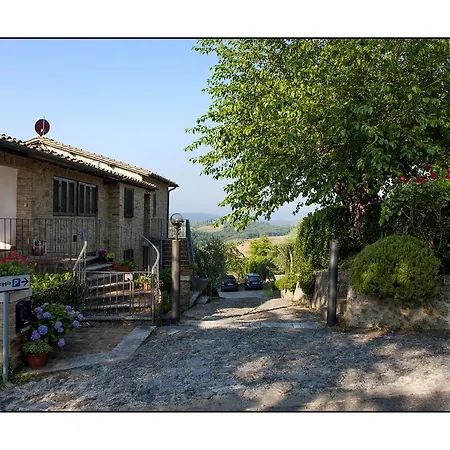 Bed & Breakfast Casale Virgili Siena