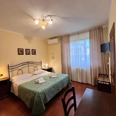 Alojamento de Acomodação e Pequeno-almoço Casale Virgili 4*