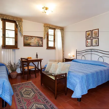 Bed & Breakfast Casale Virgili 4*