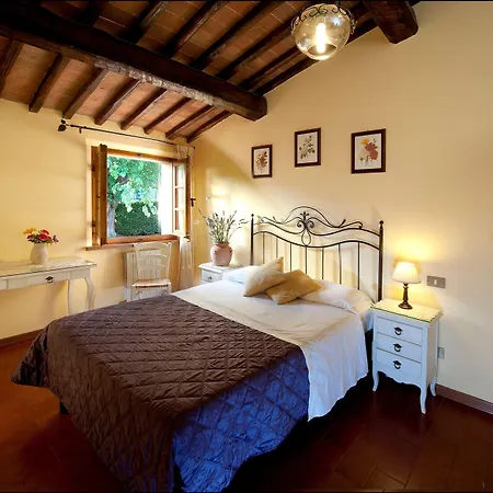 Casale Virgili Bed & Breakfast