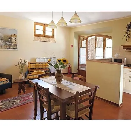 Couette-café Casale Virgili 4*
