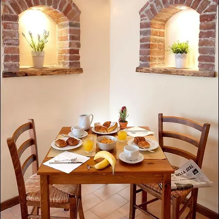 Bed & Breakfast Casale Virgili 5*