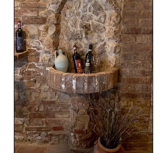 Bed & Breakfast Casale Virgili 4*