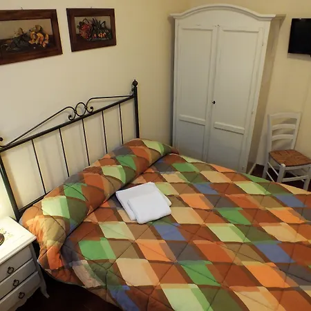 Casale Virgili 4*