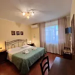 Bed & Breakfast Casale Virgili 4*