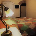 Casale Virgili 4*