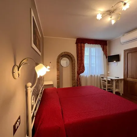 Casale Virgili 5* סיינה