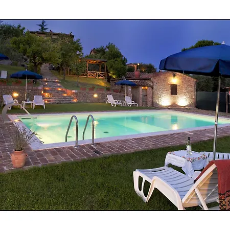 Casale Virgili 4*
